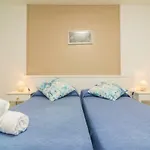 Encinas 1 *