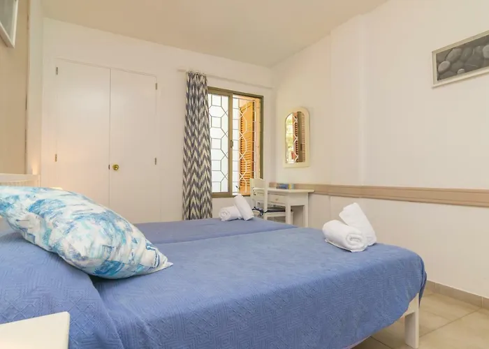 Encinas 1 포엔샤 항구