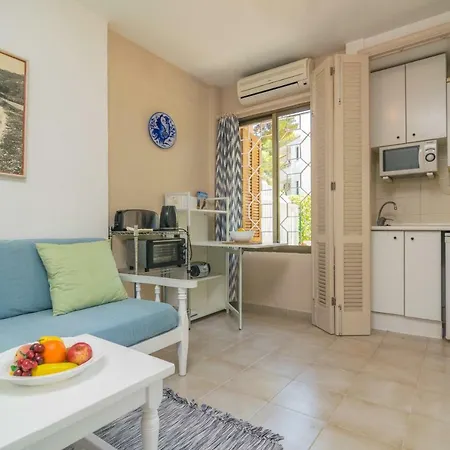 Encinas 1 Apartment